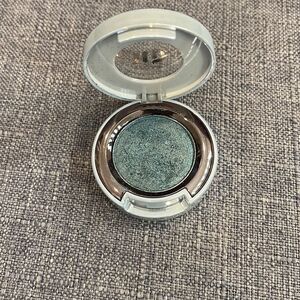 HIJACK Urban Decay Eyeshadow